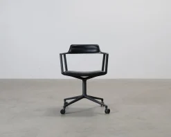 Vipp 452 kontorsstol svart läder