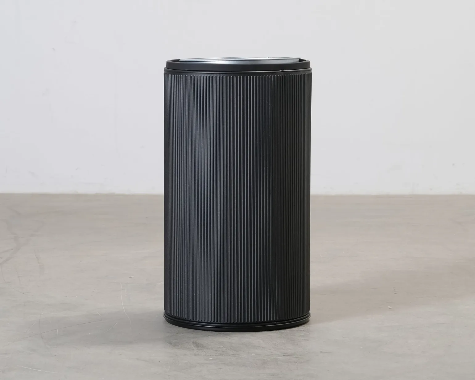 Vipp 19 open top papperskorgen 60L