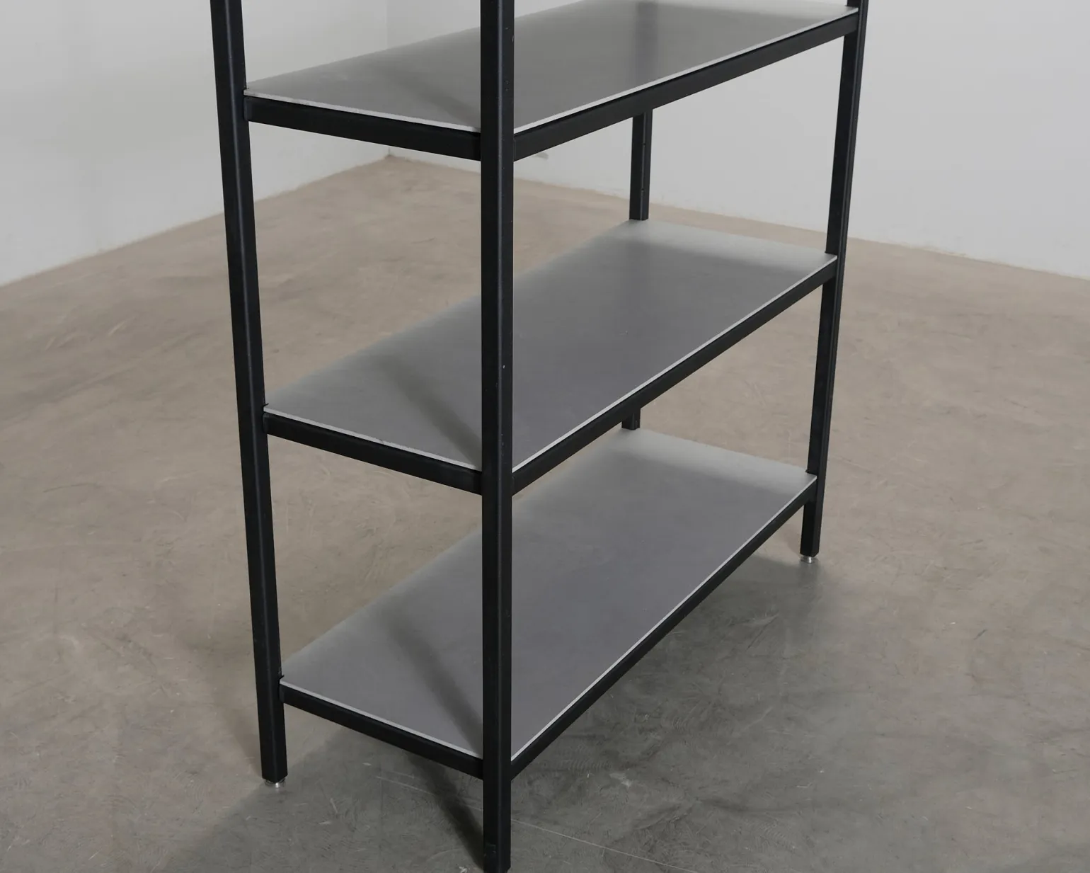 Vipp 475 Rack hylla