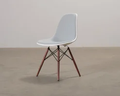 Vitra Eames DSW stol