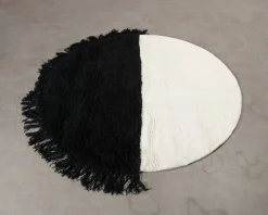 Woven Works Arc ullmatta ø 200 cm vit / svart