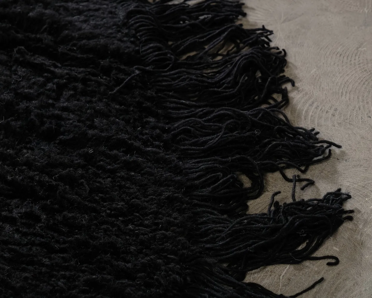 Woven Works Arc ullmatta ø 200 cm vit / svart
