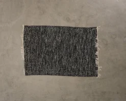 Woven Works Väre matta 160 x 230 cm svart