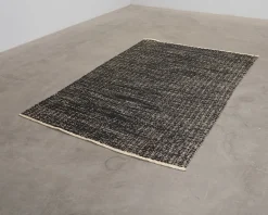 Woven Works Väre matta 160 x 230 cm svart