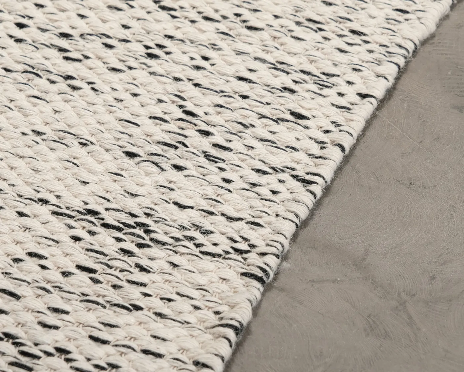 Woven Works Väre matta 155 x 225 cm vit